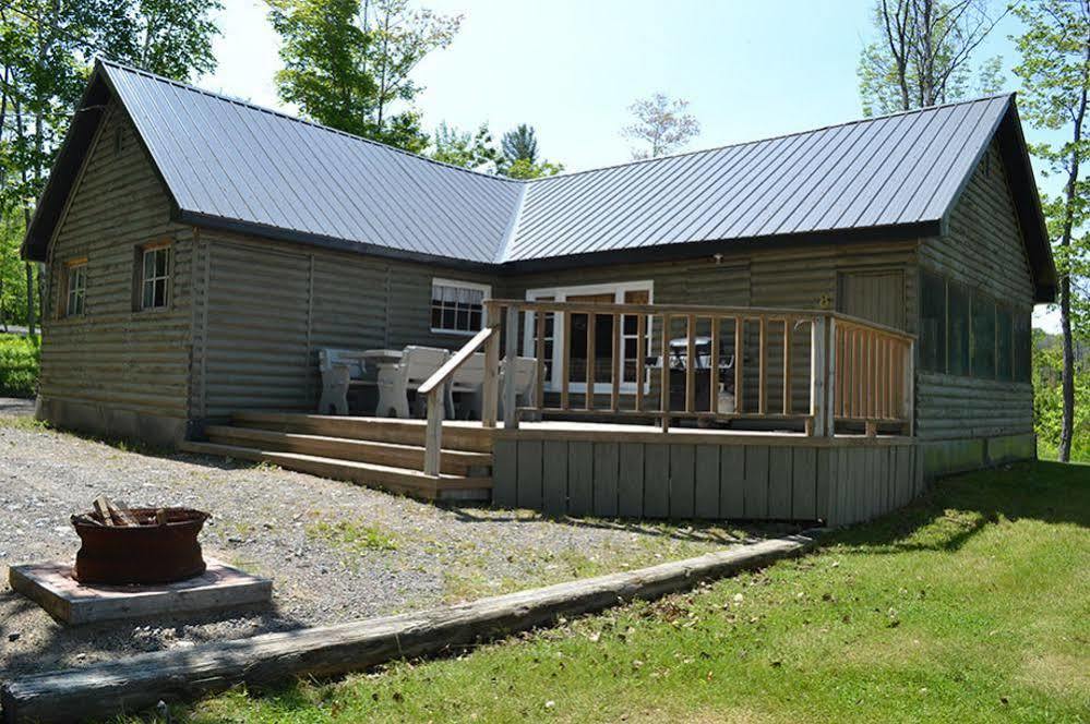 Birchland Cottages Iron Bridge Exteriör bild